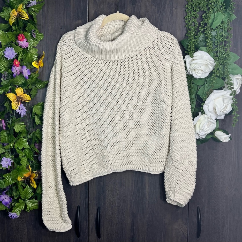'💙2/$40💙Erik Stewart Chunky Knit Woven Cowl neck Sweater Size Medium